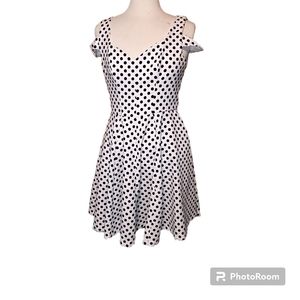 Betsey Johnson 10 Mini Dress Knee Length White Black Polka Dot Cold Shou…